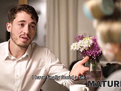 Grote mammen, Blond, Oudere vrouw, Stel, Europees, Kut duiken, Verleid, Geschoren