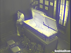 Красотки, Минет, Парочка, Семяизвержение, Подружка, Секс без цензуры, Поцелуи, Сиськи