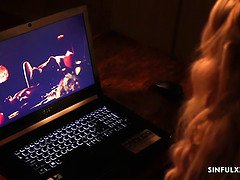 Grosser schwanz, Grosse titten, Blasen, Hd, Lecken, Milf, Muschi, Schreiend