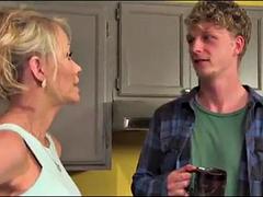 Anaal, Pijpbeurt, Sperma shot, Dubbele penetratie, Groepseks, Hardcore, Rijpe lesbienne, Moeder die ik wil neuken