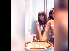 Kont, Bruinharig, Huisgemaakt, Keuken, Lesbisch, Natuurlijk, Klein, Tieten likken