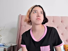 Любители, Большие сиськи, Брюнетки, Мастурбация, Софткор, Соло, Молоденькие, Вебкамера