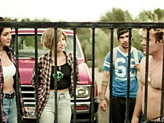 Anal, Verga grande, Tetas grandes, Mamada, Morena, Estilo perrito, Al aire libre, Coño