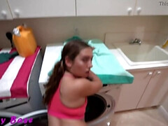 Gros cul, Frère, Gorge profonde, Queue, Faciale, Petite femme, Tabou, Adolescente