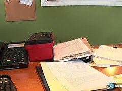 Grosse titten, Spermaladung, Handjob, Absätze, Natürlichen titten, Büro, Pov, Rotschopf