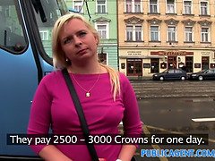 Enthousiasteling, Grote mammen, Blond, Sperma, Buiten, Gezichtspunt, Openbaar, Tieten likken