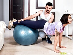 お尻, デカチン, フェラチオ, 茶髪の, ショートヘア, ガリガリ, ティーン, オッパイの