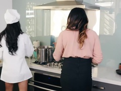 Cul, Gros seins, Noire, Nourriture, Cuisine, Lesbienne, Chatte, Uniforme