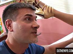 Tussi, Blasen, Braunhaarige, Spermaladung, Lecken, Jungendliche (18+), Titten, Ehefrau