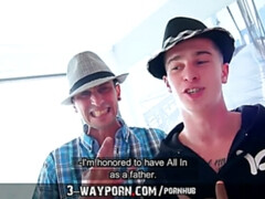 Arsch, Braunhaarige, Doppelpenetration, Hardcore, Hd, Mann mann frau, Zierlich, Flotter dreier