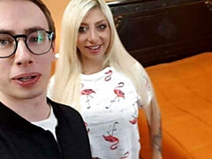 ベッドルーム, デカ尻, デカチン, ブロンド, フェラチオ, バック, ガリガリ, ティーン