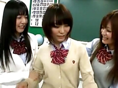 Grote mammen, Pijpbeurt, Vingeren, Groepseks, Tepels, Gezichtspunt, Voorbinddildo, Speelgoed