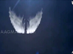 Enthousiasteling, Aziatisch, Grote mammen, Pijpbeurt, Indisch, Moeder die ik wil neuken, Natuurlijke tieten, Tieten likken