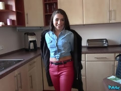 Leie, Blasen, Aufs gesicht abspritzen, Handjob, Küche, Im freien, Pov, Hintern versohlen