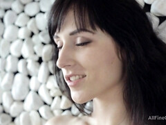 Большие сиськи, Брюнетки, Женщины, Пальцем, Мастурбация, Киски, Соло, Сиськи