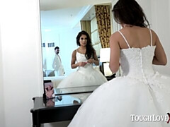 Dormitorio, Culo grande, Verga grande, Mamada, Novia, Morena, Estilo perrito