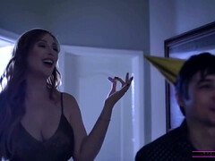 デカ尻, デカチン, デカパイ, イく瞬間, イマラチオ, 淫乱熟女, タトゥー, オッパイの