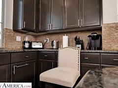 デカ尻, デカパイ, ブロンド, イく瞬間, 手コキする, Hd, 淫乱熟女, タトゥー