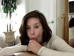 Leie, Grosse titten, Blasen, Braunhaarige, Sperma im mund, Frau, Hd, Jungendliche (18+)