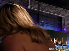 Grote lul, Grote mammen, Pijpbeurt, Rondborstig, Sperma shot, Sperma in gezicht, Hd, Reusachtig