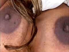 Cul, Gros cul, Gode, Noir ébène, Masturbation, Mère que j'aimerais baiser, Seins naturels, Nénés