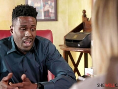 Culo, Tetas grandes, Rubia, Engañando, Interracial, Oficina, Realidad, Tatuaje