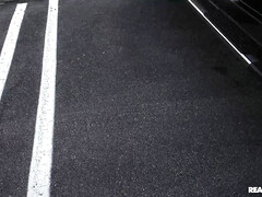 Grosser schwanz, Grosse titten, Blasen, Vollbusig, Auto, Schwarz, Hardcore, Titten