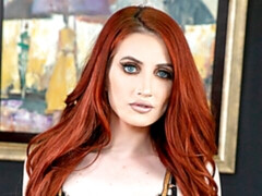 Sucer une bite, Lingerie, Masturbation, Rousse roux, Rasée, Jarretelles, Dénudage, Jouets