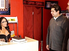 Culo grande, Verga grande, Tetas grandes, Mamada, Morena, Estilo perrito, Madres para coger, Tetas