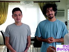 Sucer une bite, Gorge profonde, Branlette thaïlandaise, Léchez, Mère que j'aimerais baiser, Pov, Chatte, Rugueux