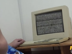 Lécher le cul, Sucer une bite, Tir de sperme, En levrette, Doigter, Léchez, Pov, Mouillée