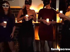 ぽっちゃり, デカチン, デカパイ, フェラチオ, エロ熟女, お婆さん, 手コキする, 三人
