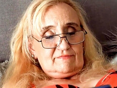 Blonde, Sucer une bite, Rondelette, Tchèque, Mamie, Branlette thaïlandaise, Mature, Jarretelles