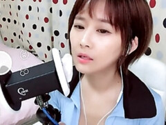 ASMR - Cute Asian girl ear licking sounds [2]