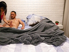 Enthousiasteling, Grote kont, Biseksueel, Pijpbeurt, Lul, Lesbisch, Orgie, Trio