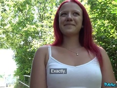 Zwart, Lul, Europees, Openbaar, Kort haar, Tatoeage