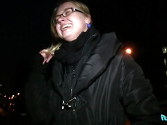 Lieveling, Pijpbeurt, Sperma, Hondjeshouding, Geld, Gezichtspunt, Douche, Nat