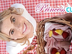 ブロンド, フェラチオ, 手コキする, オーガズム, 小柄, 剃毛, スペイン人, オッパイの