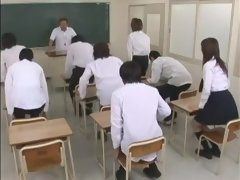 Gros seins, Femme couguar, Partouze, Japonaise