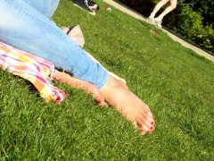 Amateur, Morena, Fetiche de pies, Hd, Al aire libre, Voyeur