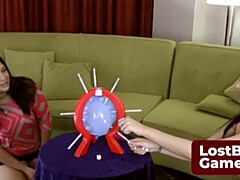 デカパイ, 茶髪の, 女, ゲーム, レズビアン, ストリップ, ティーン, おもちゃ