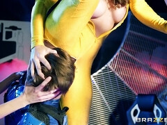 Жопа, Большая жопа, Большие сиськи, Минет, Милф, Порнозвезда, Киски, Сиськи