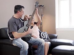 Постарше, Папочка, Член, Хд, Каблуки, Дрочит, Милф, Мамочка