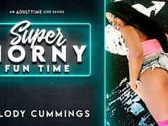 Brunette brune, Noir ébène, Doigter, Béant, Masturbation, Mère que j'aimerais baiser, Seins naturels, Webcam