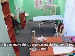 素人, 医者, 指いじり, 手コキする, なめる, 看護婦, オマンコ, ユニフォーム