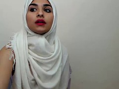 cam girl shows more than you expect