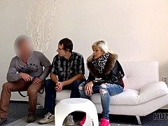 Sucer une bite, Cocu, Doigter, Hd, Fait maison, Réalité, Adolescente, Épouse