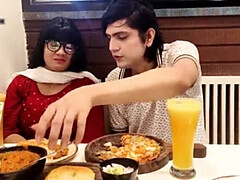 Pijpbeurt, Sperma shot, Lul, Eten, Hardcore, Hd, Indisch, Natuurlijke tieten