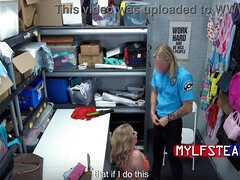 Blondine, Blasen, Geschnappt, Hardcore, Milf, Bestrafung, Student, Lehrer