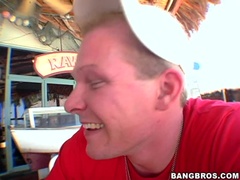 Любители, Большая жопа, Минет, Брюнетки, Сперма на лице, Ласковые ручки, Секс без цензуры, Натуральные сиськи